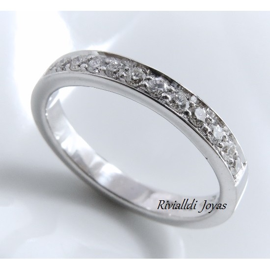 Anillo de compromiso "Eternity"