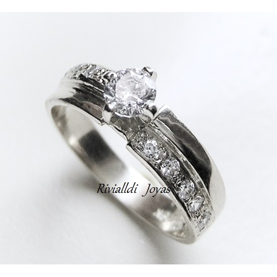 Anillo de compromiso "Crystal"