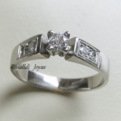 Anillo de compromiso "Princesas"