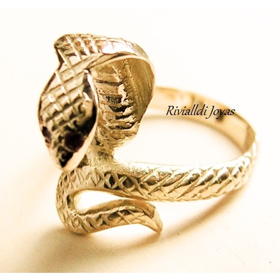 anillo serpiente "Cobra Real"