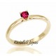 anillo con rubi "Pandora"